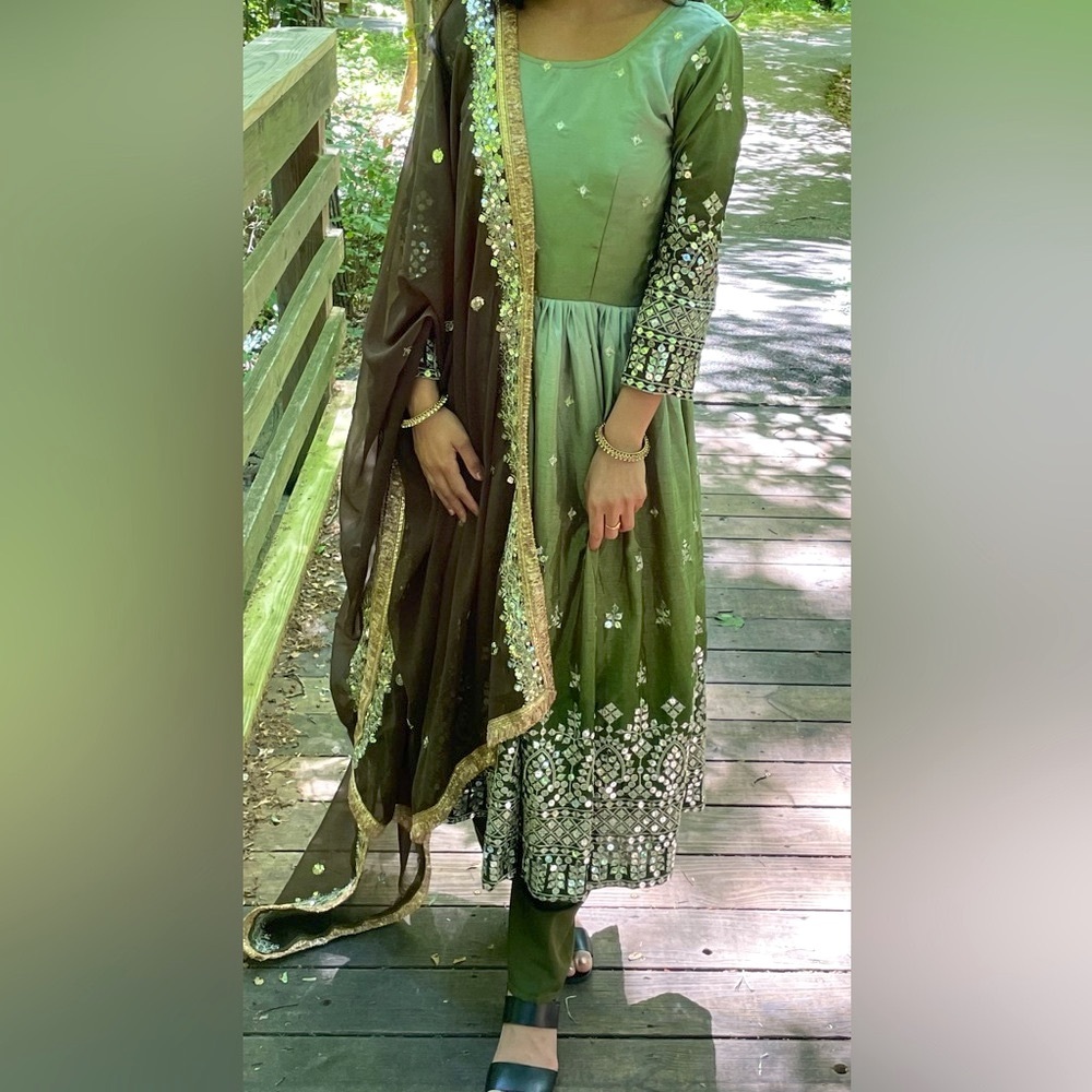 Elegant Green and Gold Salwar